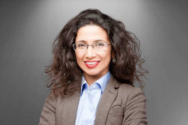 Angela-Leon-removebg-preview